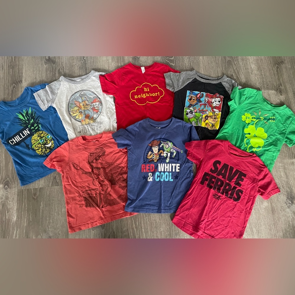 ✨Boys T-Shirt Bundle Size 4T (8)✨